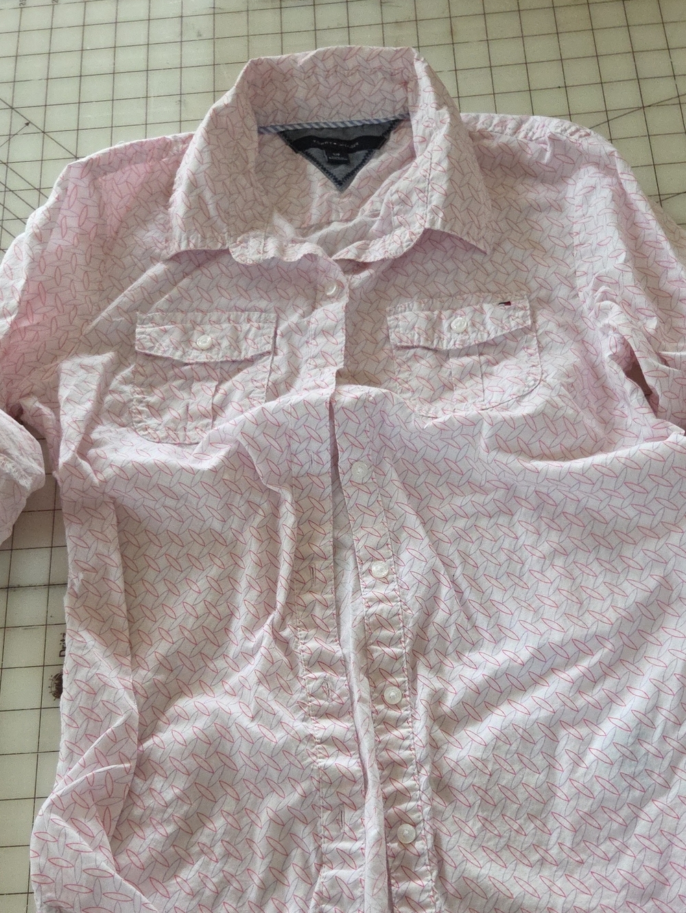 Tommy Hilfiger Pink and Lavender Patterned Button-Up Shirt
